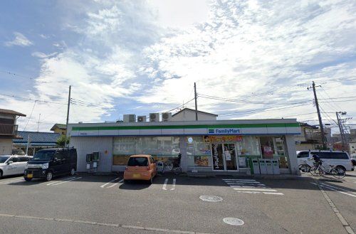 ファミリーマート 平塚四之宮店の画像