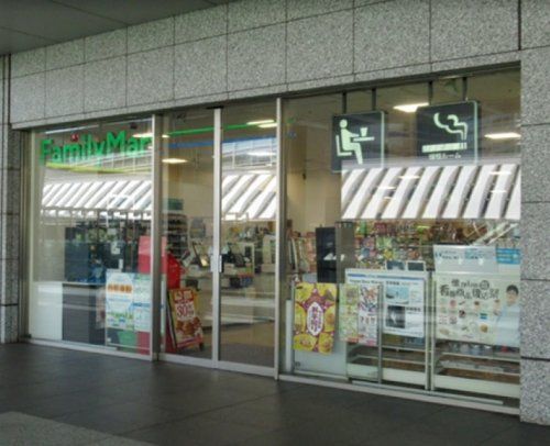 ファミリーマート 品川グランパサージュ店の画像