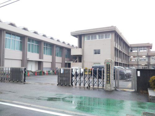 守山市立河西小学校の画像