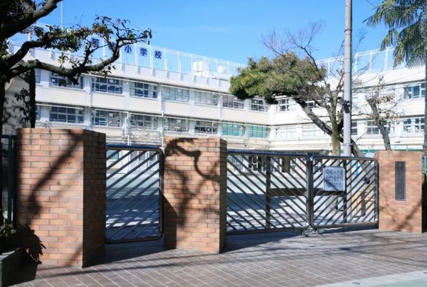 世田谷区立若林小学校の画像