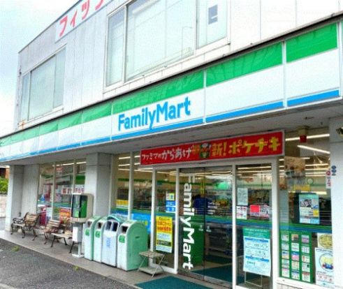 ファミリーマート 横浜本牧店の画像