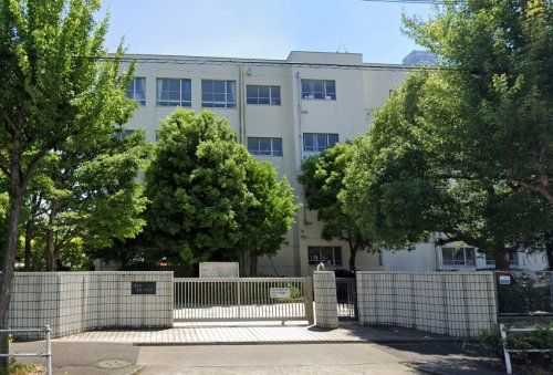 名古屋市立千鳥丘中学校の画像