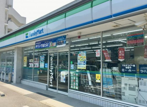 ファミリーマート 練馬高松五丁目北店の画像