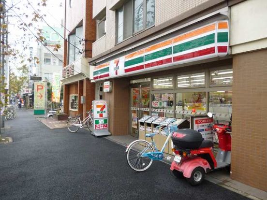 セブンイレブン「井土ヶ谷中町店」の画像