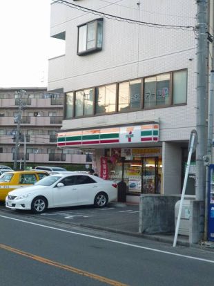 セブンイレブン「横浜坂本町店」の画像