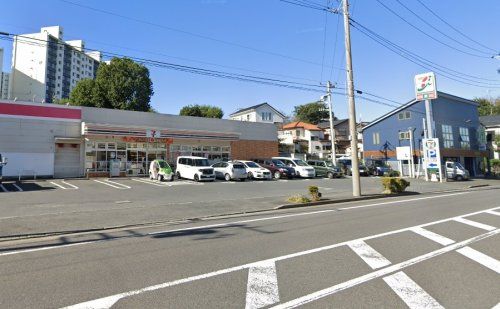 セブンイレブン 横浜深谷町店の画像