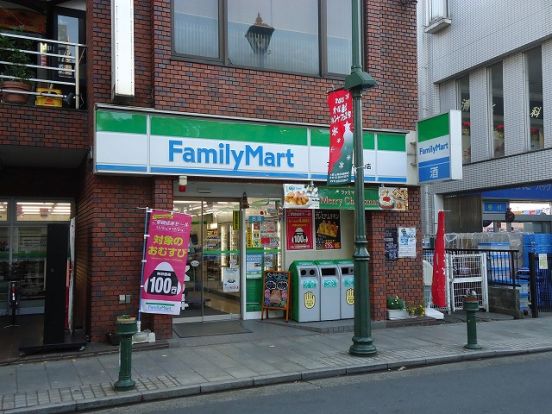 ファミリーマートプローラ大倉山店の画像