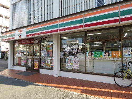 セブンイレブン川越豊田本店の画像