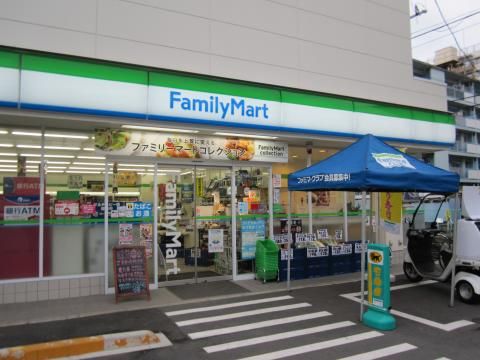 ファミリーマート 板橋坂下三丁目店の画像