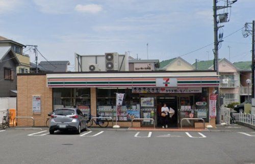 セブンイレブン 多摩関戸2丁目店の画像