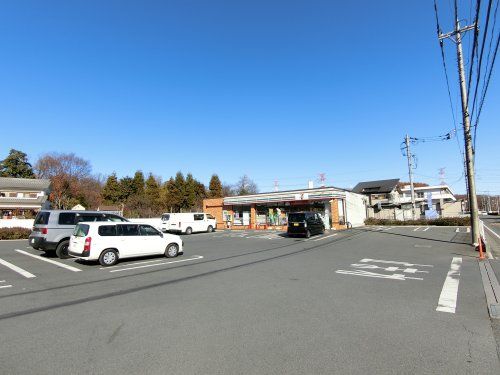 セブンイレブン鶴ヶ島高倉南店の画像