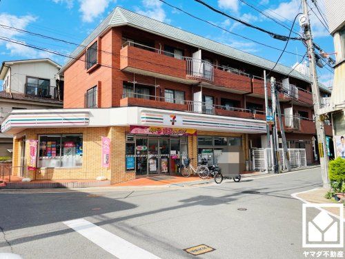 セブンイレブン 深草直違橋店の画像