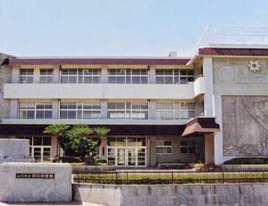 平川中学校の画像