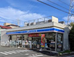 ローソン 足立東和四丁目店の画像