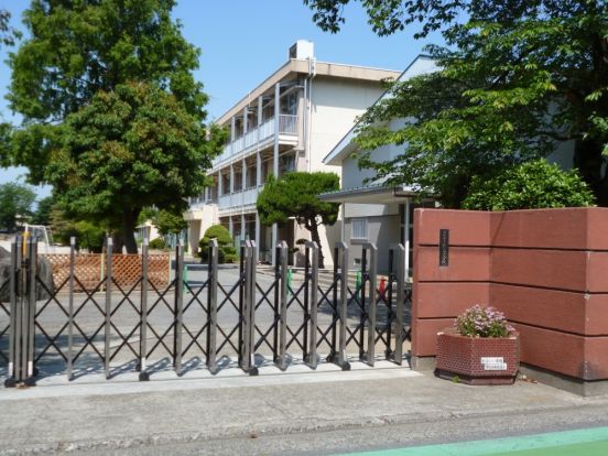  敷島小学校の画像