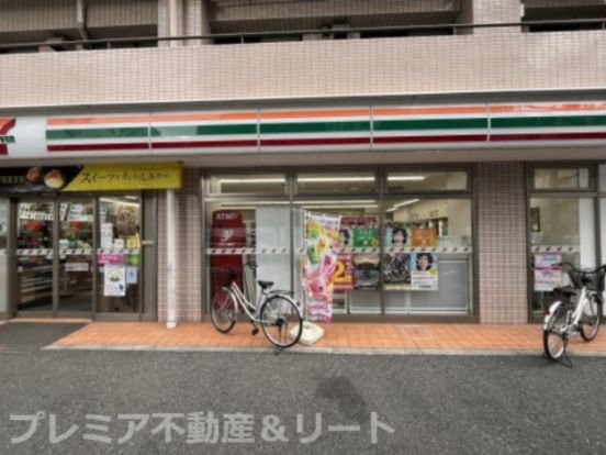 セブンイレブン 品川戸越3丁目店の画像