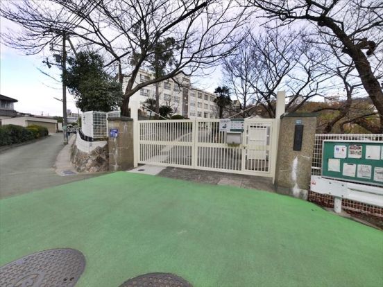 塩屋小学校の画像