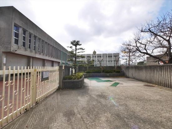 下畑台小学校の画像