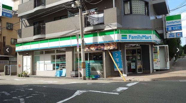 ファミリーマート 上町一丁目店の画像