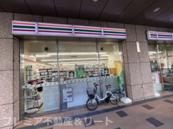 セブンイレブン 港区三田1丁目店の画像