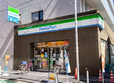 ファミリーマート 練馬一丁目店の画像