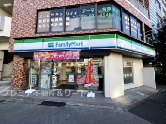 ファミリーマート 新富町駅前店の画像