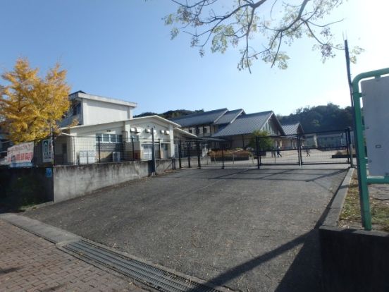 十市小学校の画像