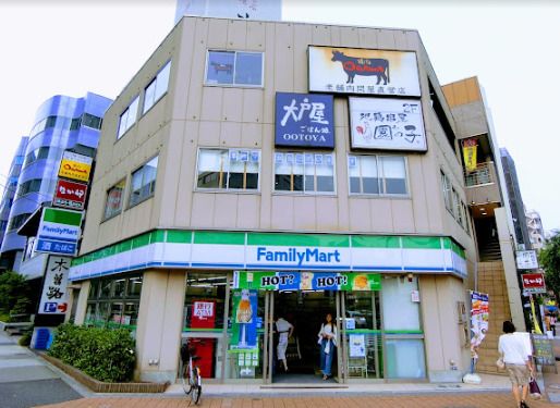 ファミリーマート 南大井三丁目店の画像