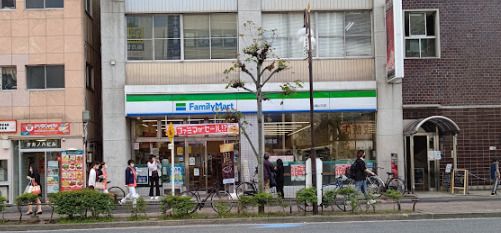 ファミリーマート 大森山王店の画像