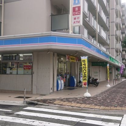ローソン ＪＲ尼崎駅前店の画像