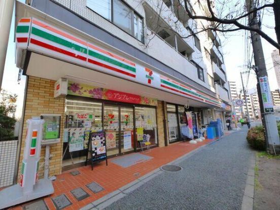 セブンイレブン 新宿若松町店の画像