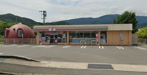 セブンイレブン吉野川山川町店の画像