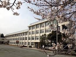 羽村東小学校の画像