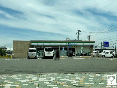 ファミリーマート 久御山もみいけ店の画像