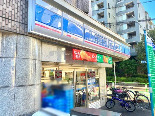 ローソン 北新宿一丁目店の画像