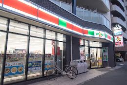 ファミリーマート 大森東産業道路店の画像