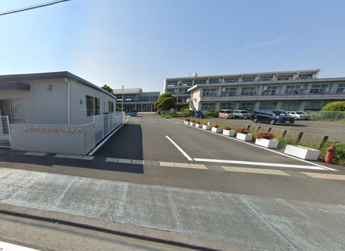 吉田町立自彊小学校の画像