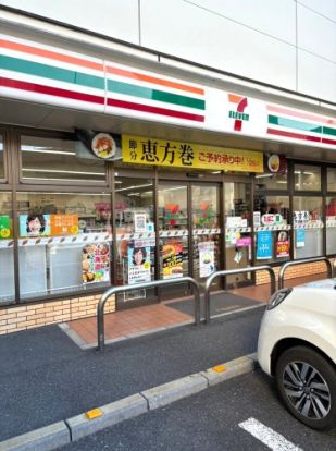 セブンイレブン 北区田端駅東店の画像