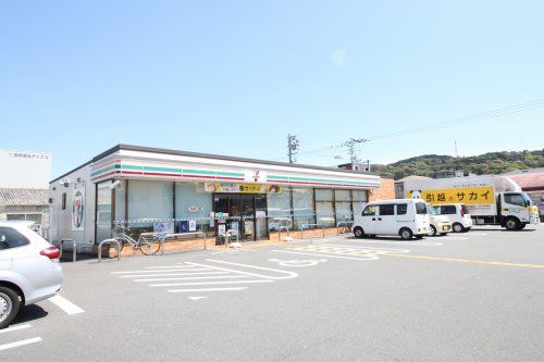 セブンイレブン 高知葛島4丁目店の画像