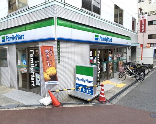 ファミリーマート 浪花町店の画像