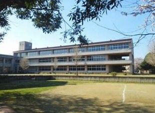 水戸市立千波中学校の画像