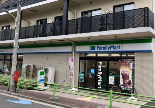 ファミリーマート 大田大森西一丁目店の画像