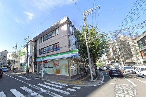 ファミリーマート 二俣川北口店の画像