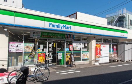 ファミリーマート 二葉三丁目店の画像