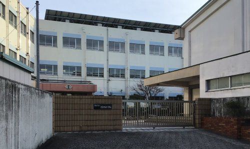 名古屋市立猪子石小学校の画像