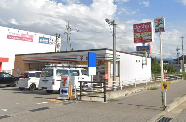 セブンイレブン 魚津江口店の画像