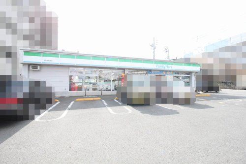 ファミリーマート 高知桟橋通店の画像