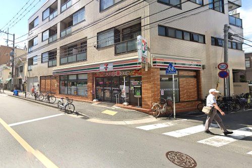 セブンイレブン 川崎神明町店の画像
