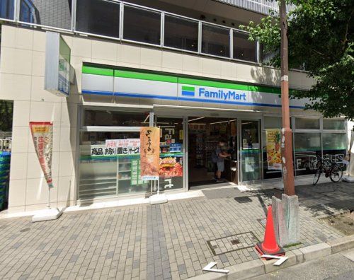 ファミリーマート 栄二丁目店の画像