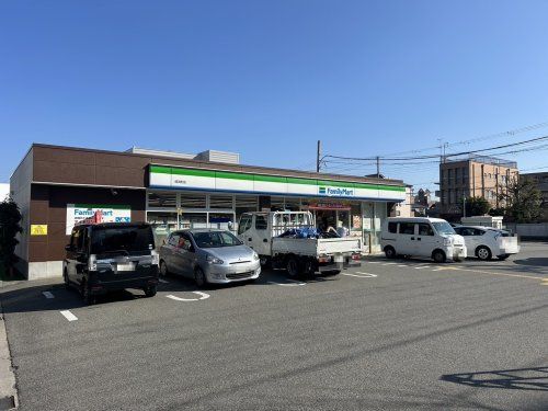 ファミリーマート尾浜町店の画像